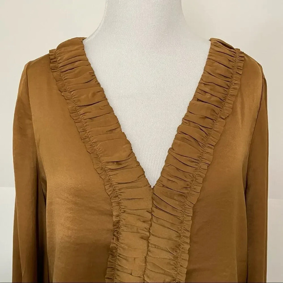 Summer Vintage Bishop Feminine Ruffle Accent Small Gold/Brown Blouse - Picture 9 of 9